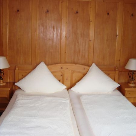 Hotel Restaurant Alpenblick Ernen Kültér fotó